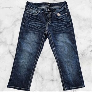 Suko Capri Jeans Womens 4 Straight Flap Pockets Faded Dark Wash Denim